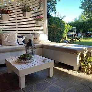  Bed & Breakfast Longara